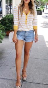 31 Casual and Cute Summer Outfits - Classic Style
