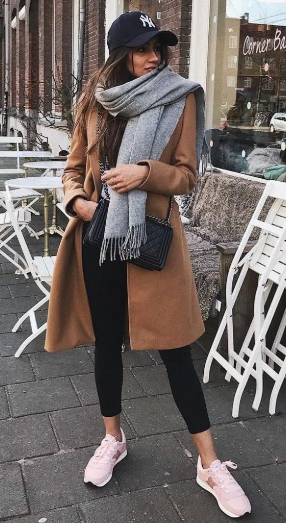 31 Cute and Comfy Winter Outfits for Women